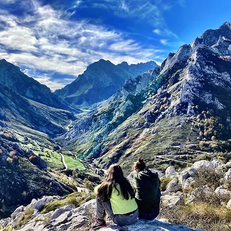 Picos De Europa - Vistas Unicas 木屋